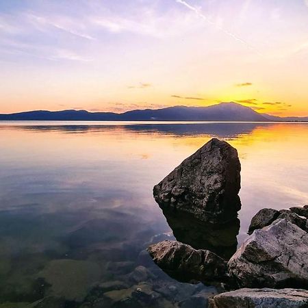 Blue Lake Luxury Rooms Grabovica Bagian luar foto
