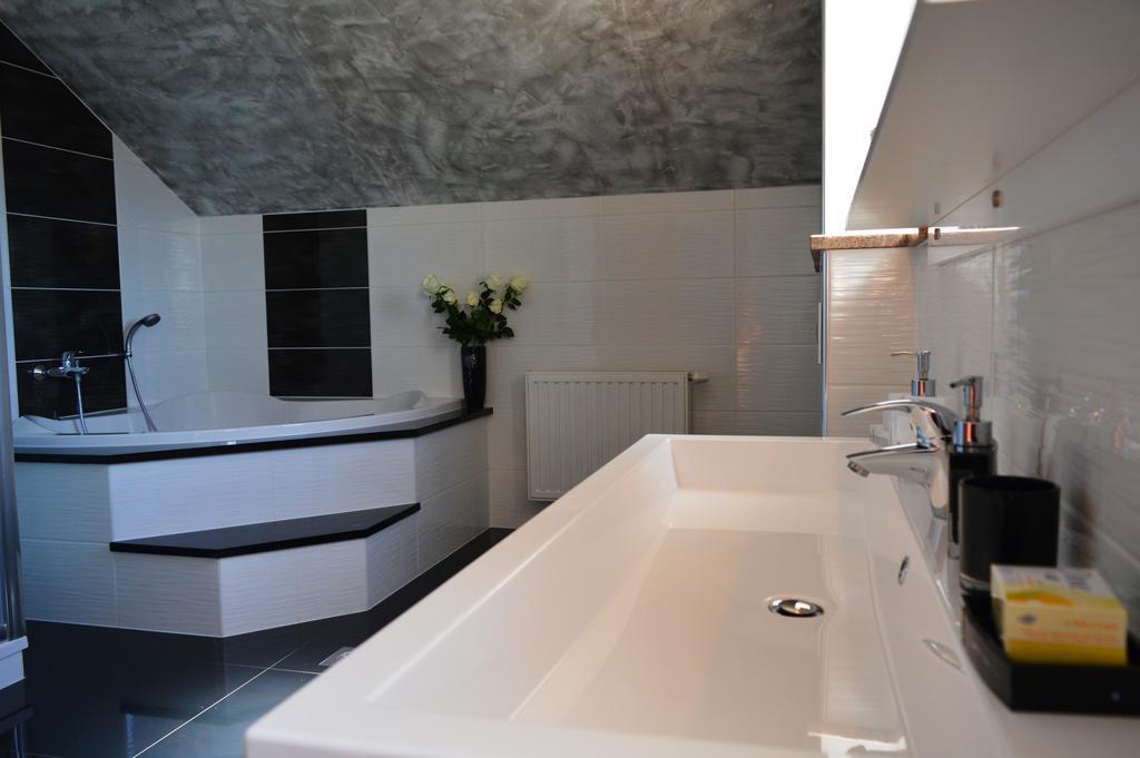 Blue Lake Luxury Rooms Grabovica Ruang foto